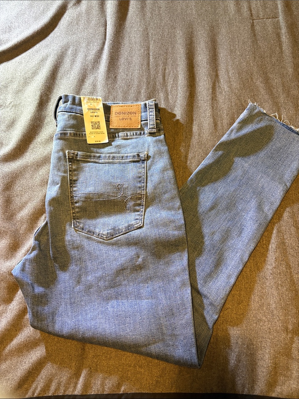 Denizen from Levi's High Rise Ankle Skinny Light Blue Jeans Size 14